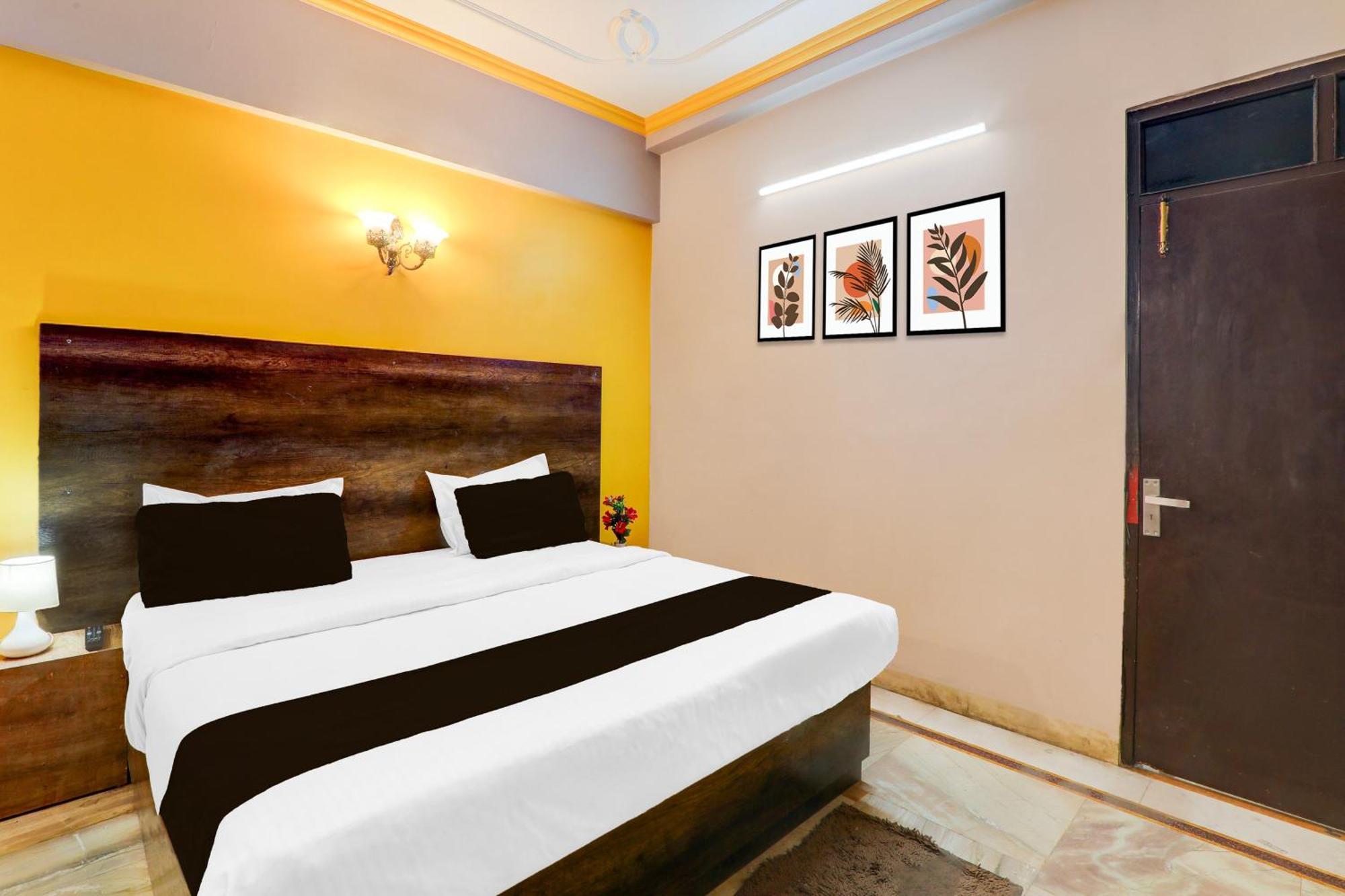 Super Hotel O Insaf Nagar Munshipuliya Formerly Vibrant Chinhat Exterior photo
